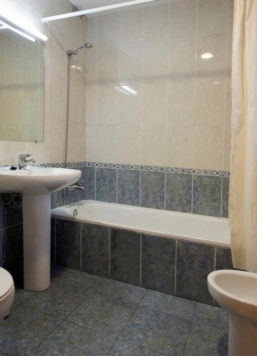 Hotel Restaurante La Casilla Cangas De Narcea Δωμάτιο φωτογραφία
